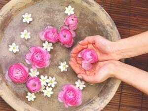Common Uses Of Rose Water