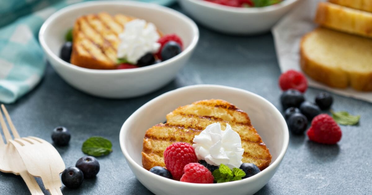grilled pound cake with fresh berries